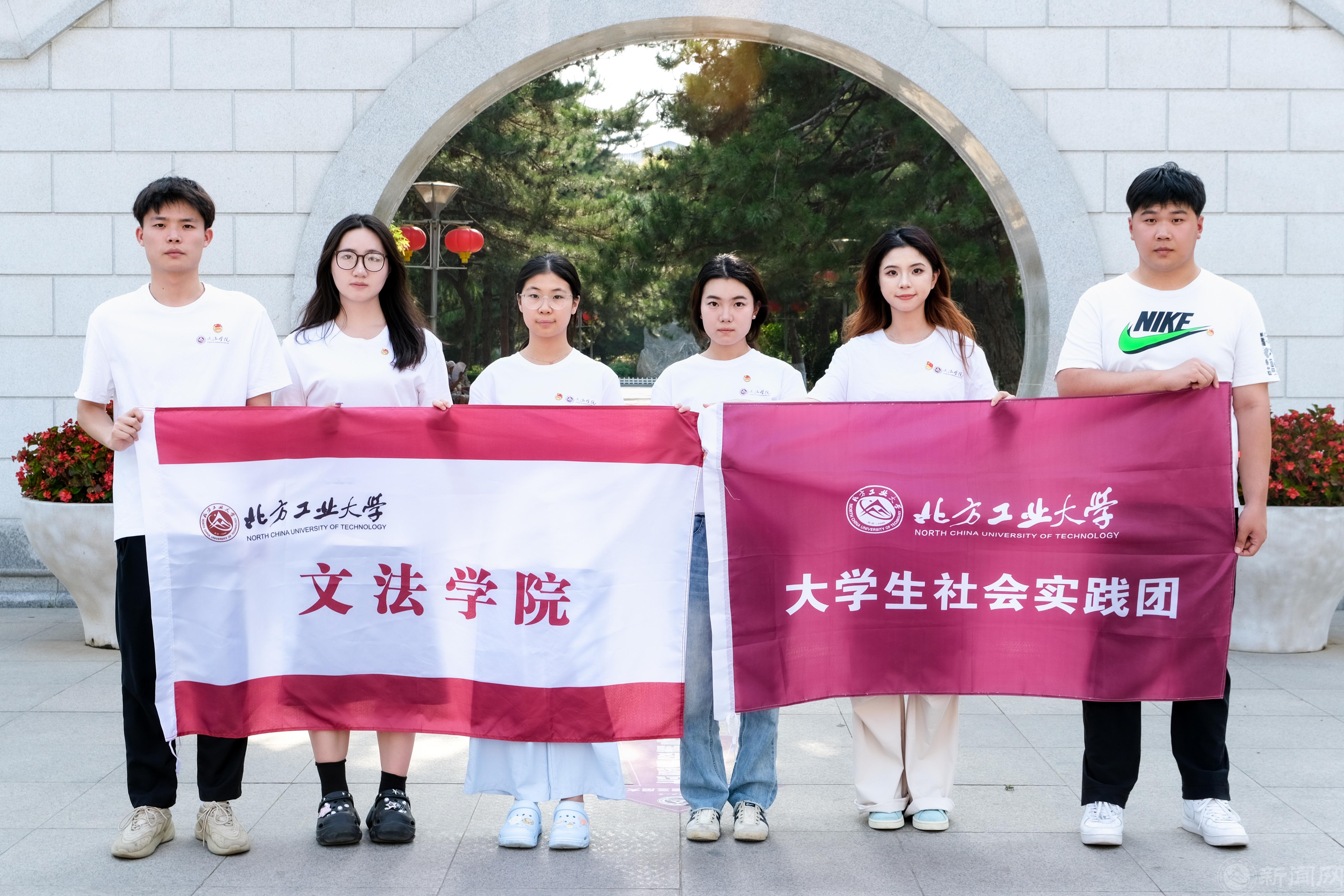 合影任选2.JPG 合影任选2.JPG